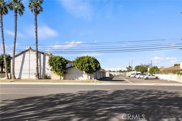 10843 Westminster Avenue, Garden Grove Ca 92843 | Townhouse 34