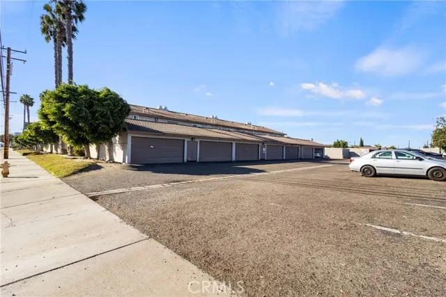 10843 Westminster Avenue, Garden Grove Ca 92843 | Townhouse 31