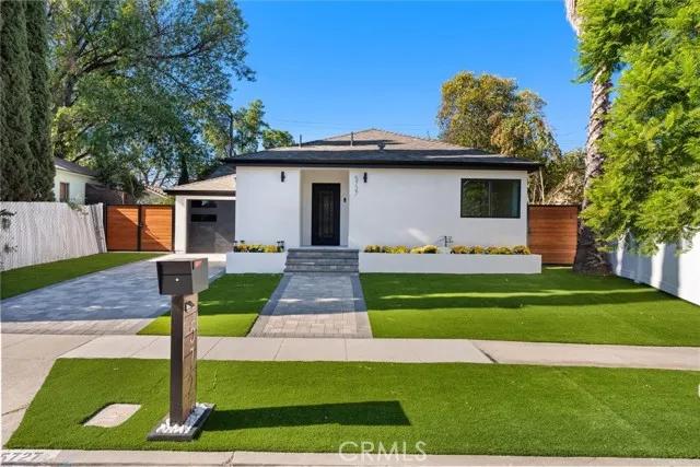 5727 Newcastle Avenue, Encino Ca 91316 | Detached 2