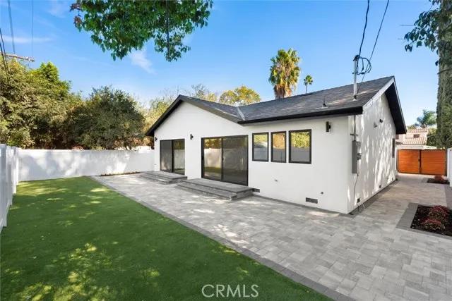 5727 Newcastle Avenue, Encino Ca 91316 | Detached 20