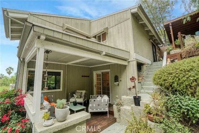 4618 Abargo Street, Woodland Hills Ca 91364 | Detached 2