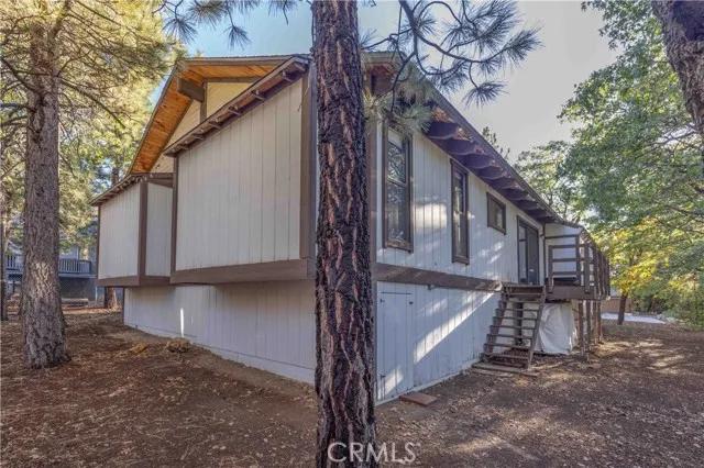 1720 Cascade Road, Big Bear Lake Ca 92315 | Detached 25