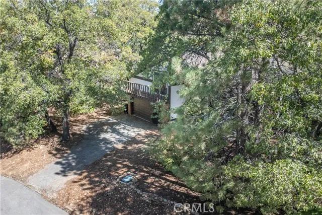 1720 Cascade Road, Big Bear Lake Ca 92315 | Detached 30