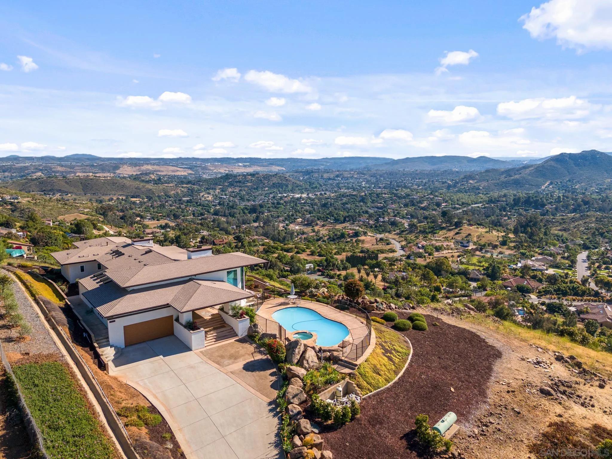 15486 Markar Rd, Poway Ca 92064 | Detached 63