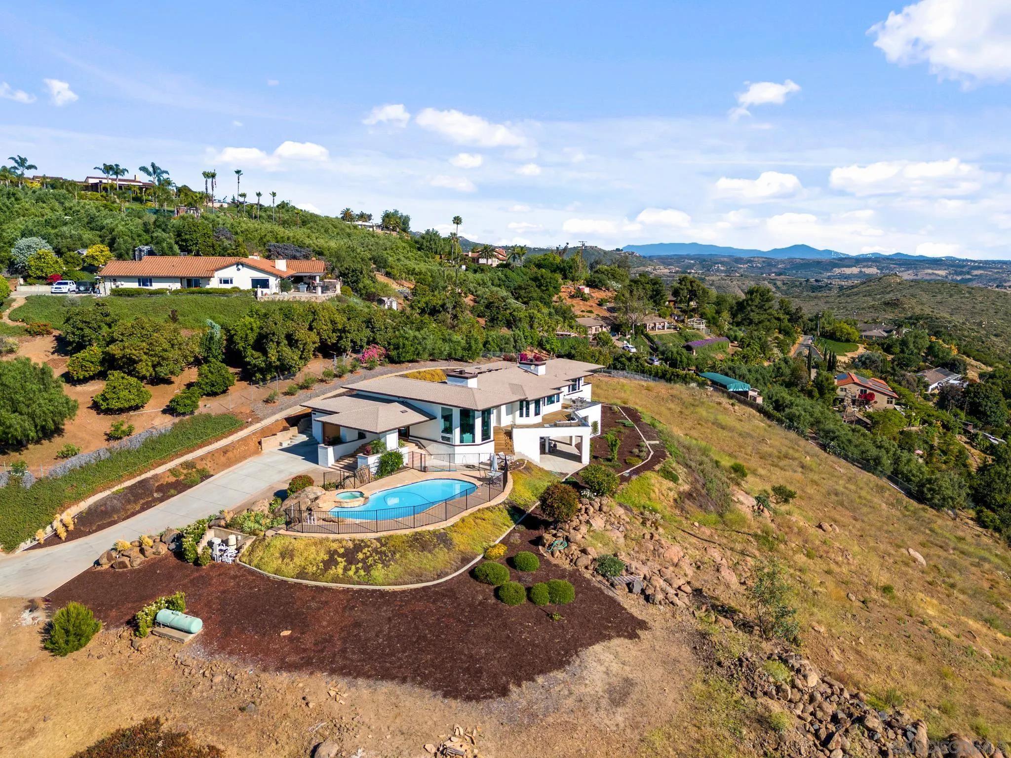 15486 Markar Rd, Poway Ca 92064 | Detached 47