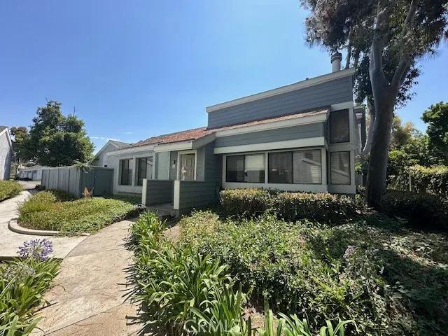 2 Tonada Drive, Irvine Ca 92620 | Detached 0