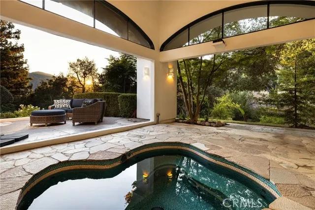 26066 Mulholland, Calabasas Ca 91302 | Detached 53