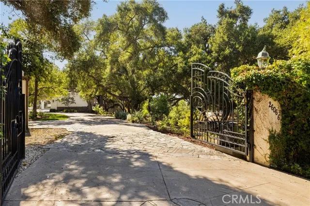 26066 Mulholland, Calabasas Ca 91302 | Detached 1