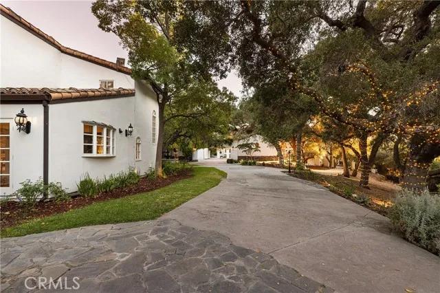 26066 Mulholland, Calabasas Ca 91302 | Detached 2