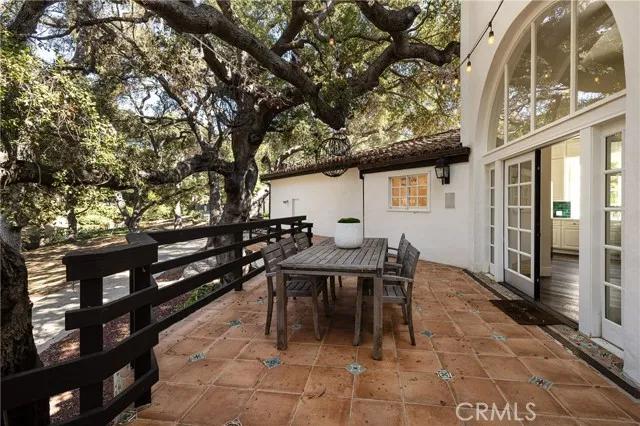 26066 Mulholland, Calabasas Ca 91302 | Detached 18