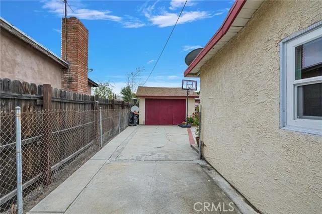 13006 Goleta Street, Pacoima Ca 91331 | Detached 10