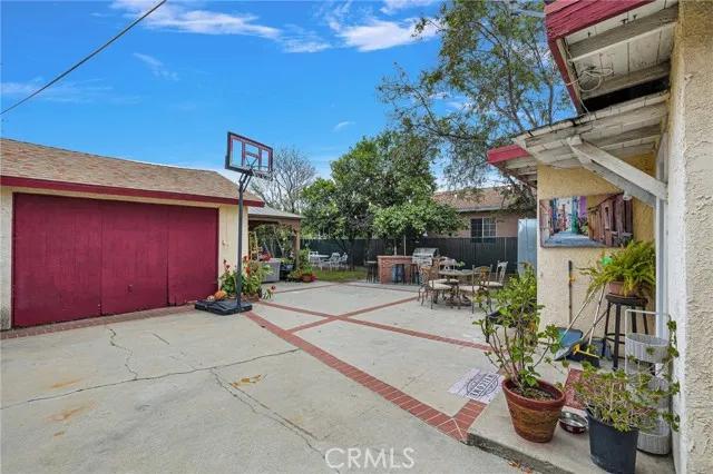 13006 Goleta Street, Pacoima Ca 91331 | Detached 34