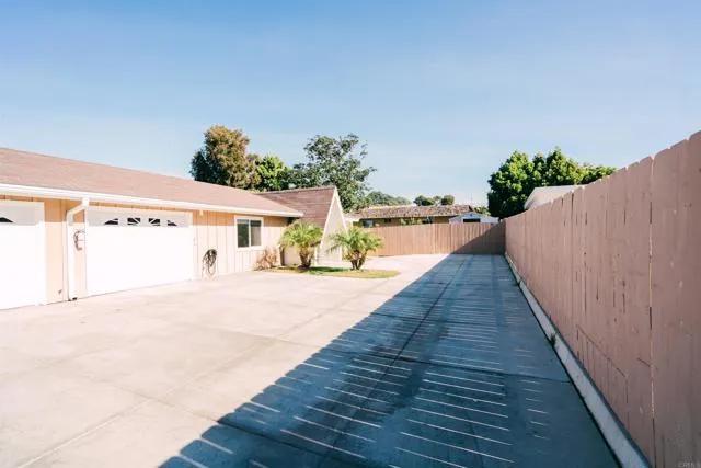 1087 Regal Road, Encinitas Ca 92024 | Twinhome 22