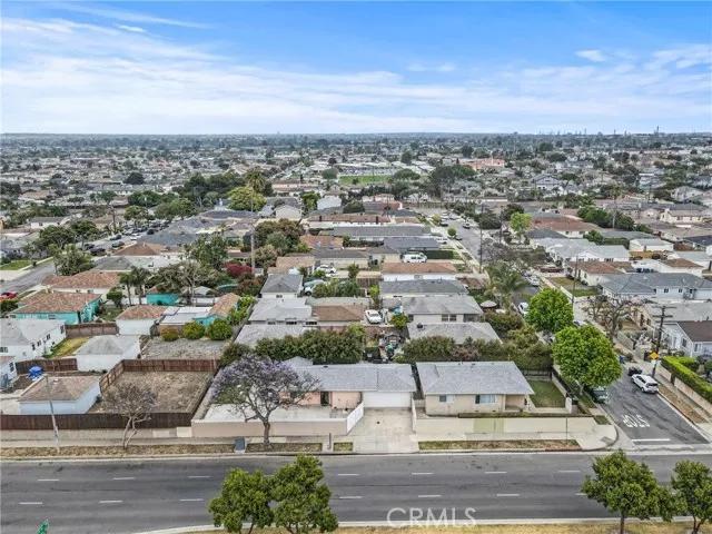 4761 W 169th Street, Lawndale Ca 90260 | Multi Family 3