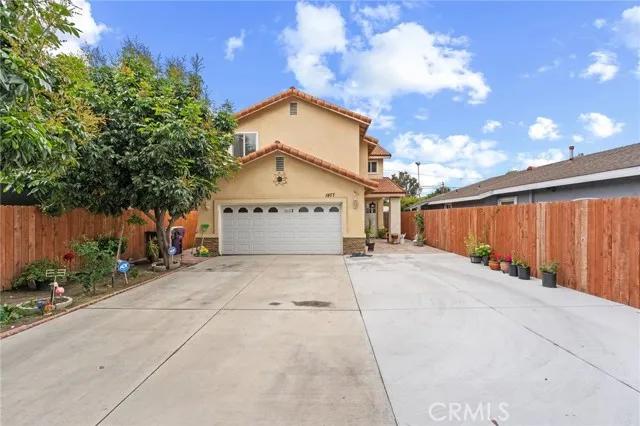 1977 Gale Avenue, Long Beach Ca 90810 | Detached 0