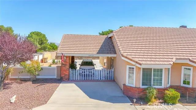 7475 Langdon Avenue, Hesperia Ca 92345 | Detached 1