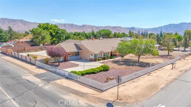 7475 Langdon Avenue, Hesperia Ca 92345 | Detached 3