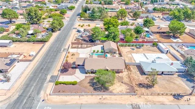 7475 Langdon Avenue, Hesperia Ca 92345 | Detached 5