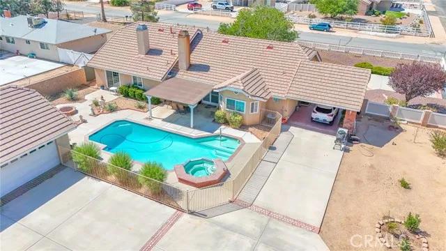 7475 Langdon Avenue, Hesperia Ca 92345 | Detached 8