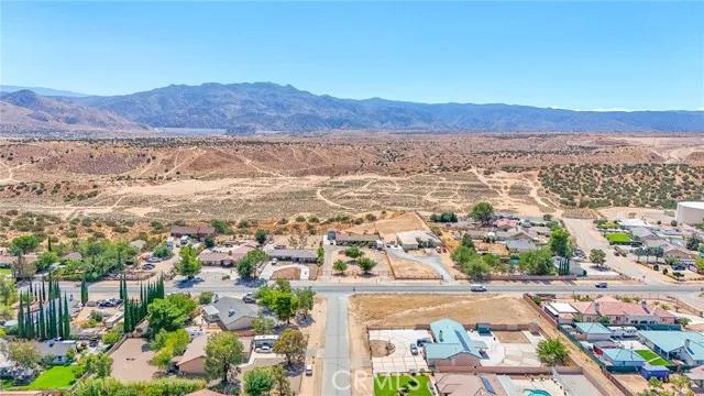 7475 Langdon Avenue, Hesperia Ca 92345 | Detached 56