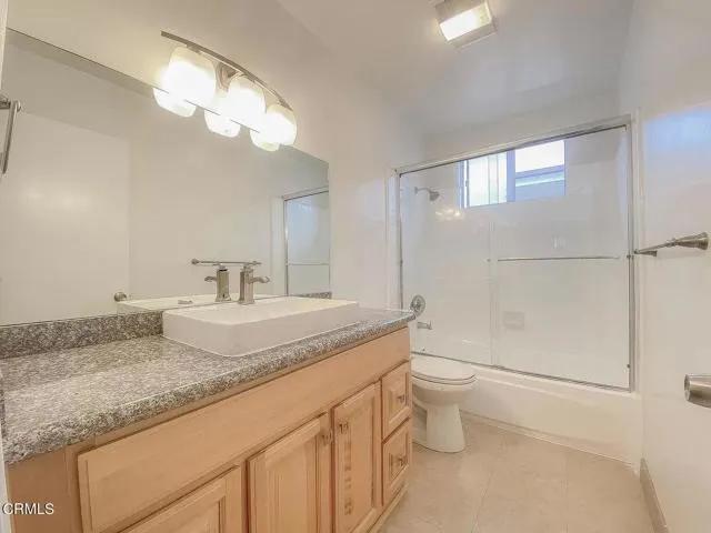 4423 Ambrose Avenue # 5, Los Angeles Ca 90027 | Apartment 4