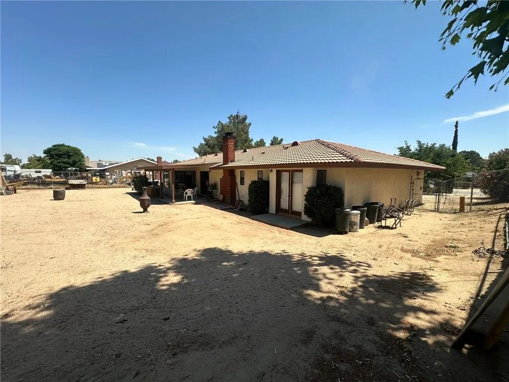 7716 Pismo Avenue, Hesperia Ca 92345 | Detached 17