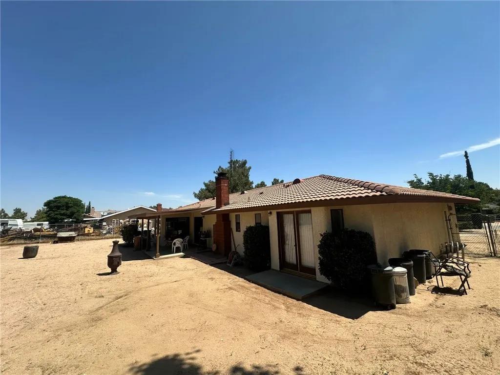 7716 Pismo Avenue, Hesperia Ca 92345 | Detached 18