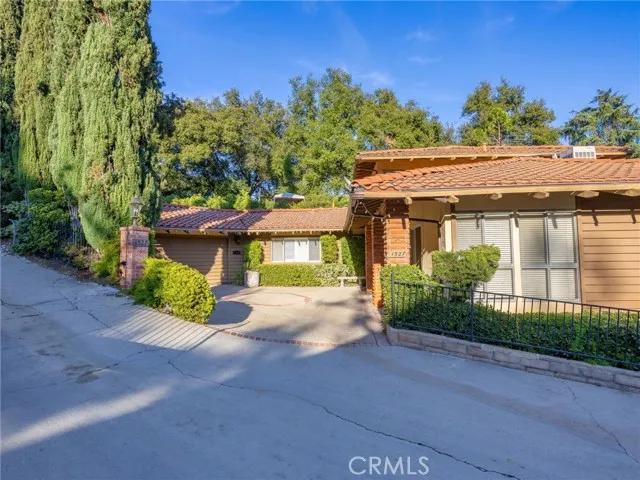 1527 Colina Drive, Glendale Ca 91208 | Detached 5