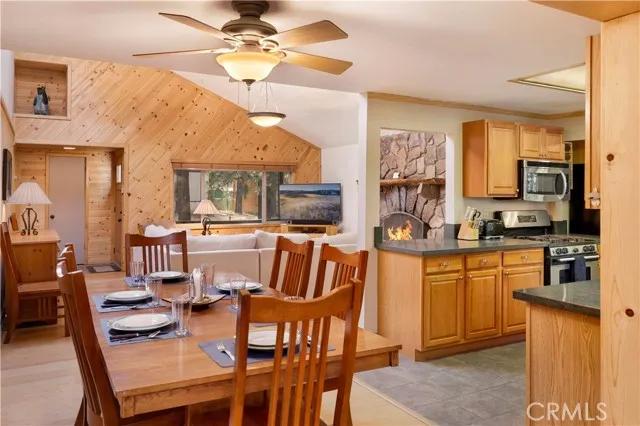 583 Thrush Drive, Big Bear Lake CA 92315 | Detached 8