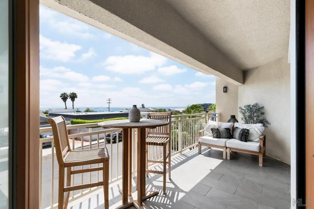 5366 La Jolla Blvd # 102c, La Jolla Ca 92037 | All Other Attached 43