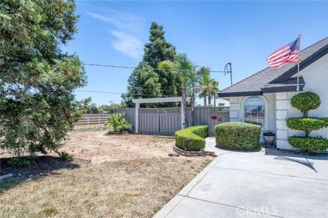 25106 Avenue 18, Madera Ca 93638 | Detached 49