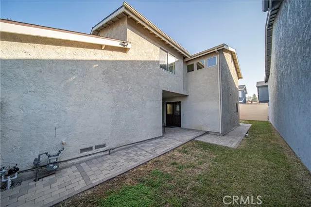 17406 Sandlake Avenue, Carson Ca 90746 | Detached 32