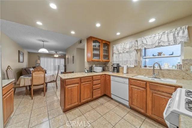 17406 Sandlake Avenue, Carson Ca 90746 | Detached 7