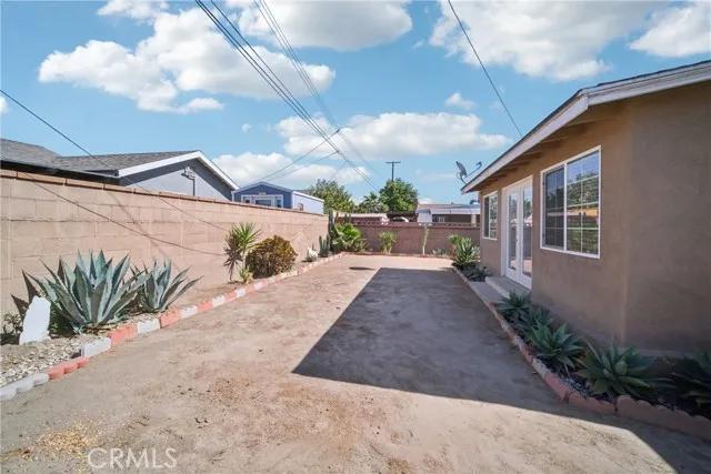 10419 Fairton Street, Bellflower Ca 90706 | Detached 31