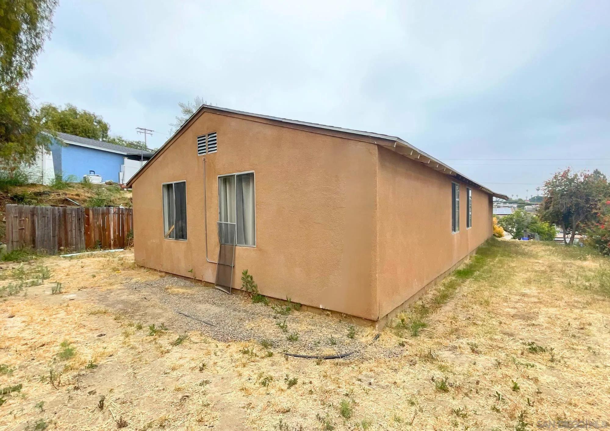 1324 Glencoe Dr, Lemon Grove Ca 91945 | Detached 28