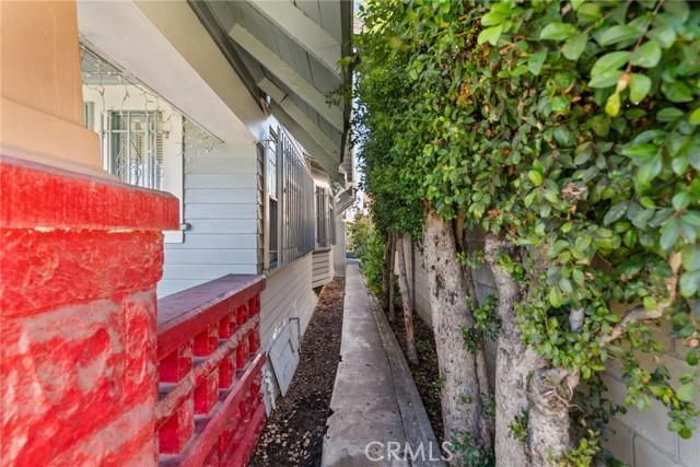 3417 4th Avenue, Los Angeles CA 90018 | Townhouse 19