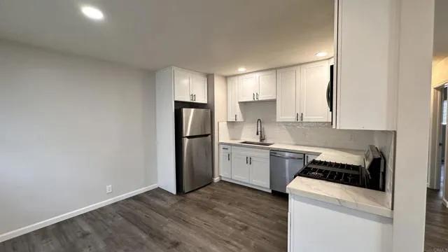 178 W Los Angeles Drive, Vista Ca 92083 | Twinhome 1