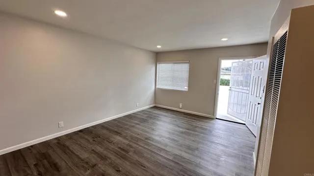 178 W Los Angeles Drive, Vista Ca 92083 | Twinhome 3