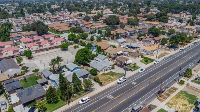 1467 S San Antonio Avenue, Pomona Ca 91766 | Detached 26