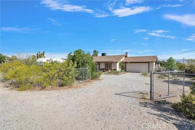 32862 Carnelian Road, Lucerne Valley Ca 92356 | Detached 21