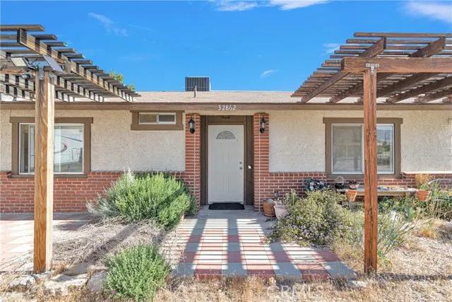 32862 Carnelian Road, Lucerne Valley Ca 92356 | Detached 24