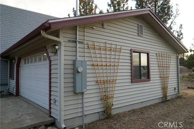 829 Hart Lane, Big Bear City Ca 92314 | Detached 9