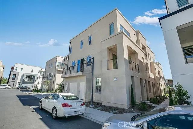 129 Cadence, Irvine Ca 92618 | Townhouse 6