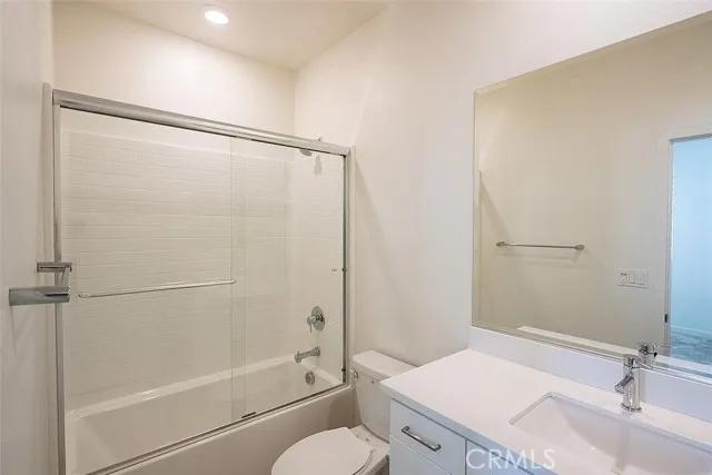 129 Cadence, Irvine Ca 92618 | Townhouse 23