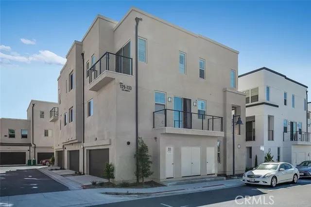 129 Cadence, Irvine Ca 92618 | Townhouse 5