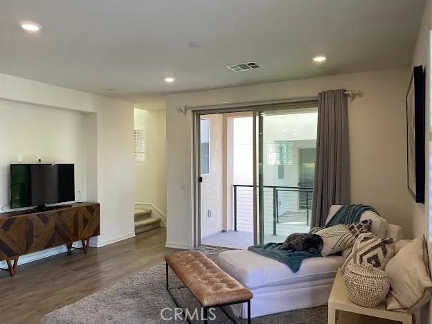 129 Cadence, Irvine Ca 92618 | Townhouse 13