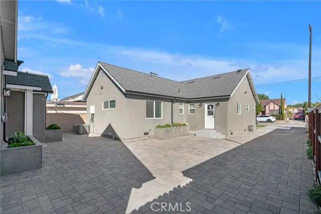 1551 N Neptune Avenue, Wilmington Ca 90744 | Detached 27