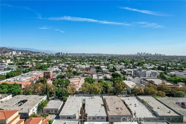 1035 N Hayworth Avenue, Los Angeles Ca 90046 | Multi Family 5