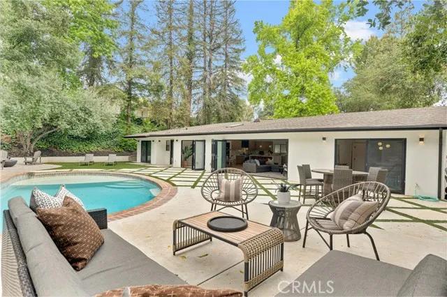 4548 San Feliciano Drive, Woodland Hills Ca 91364 | Detached 36