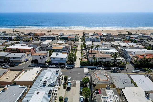 303 7th Street # A, Manhattan Beach Ca 90266 | Townhouse 48